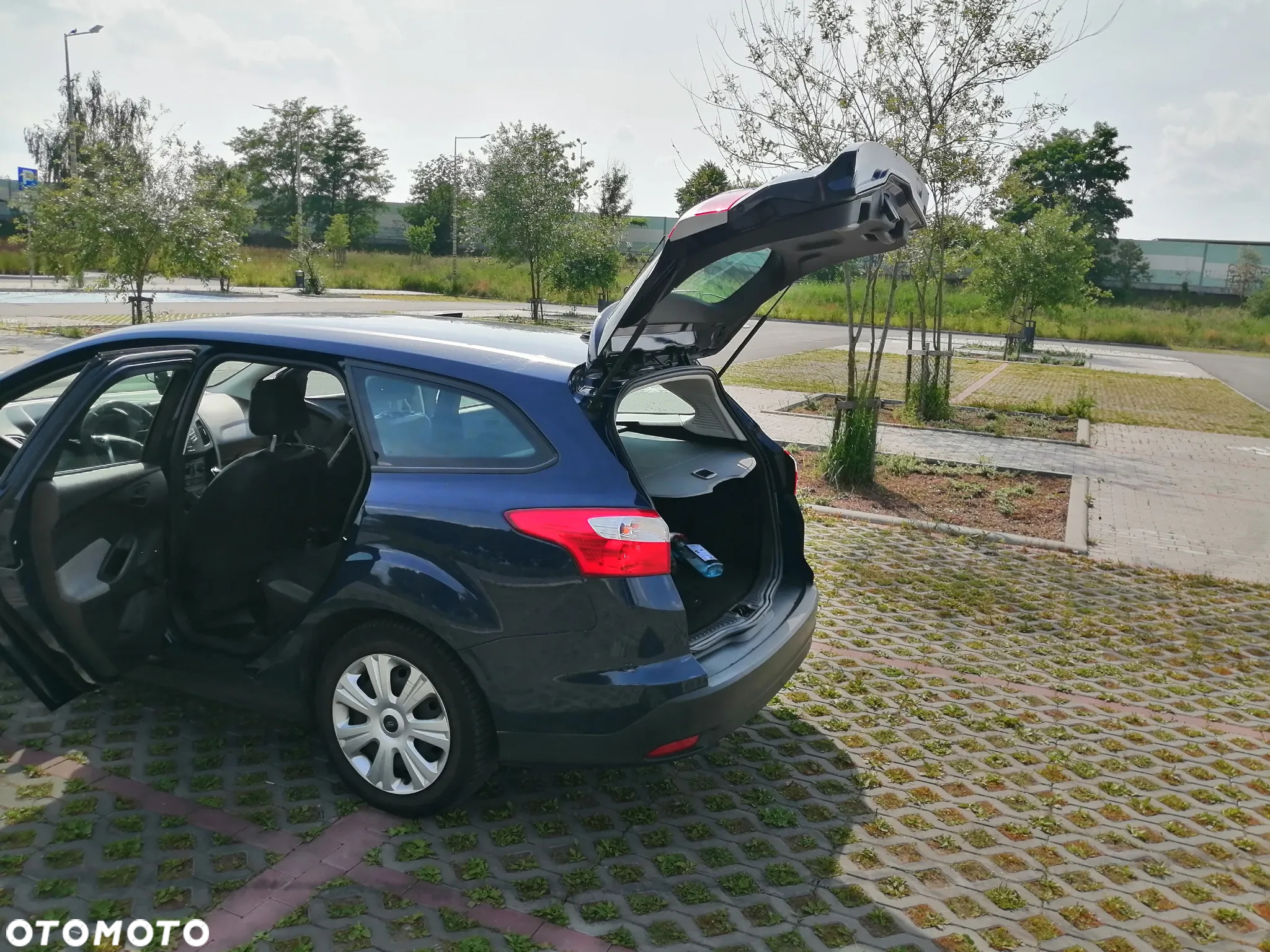 Ford Focus 1.0 EcoBoost Start-Stopp-System Ambiente - 15