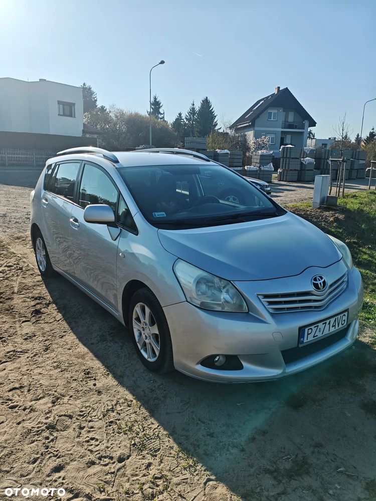 Toyota Verso 2.0 D-4D - 1