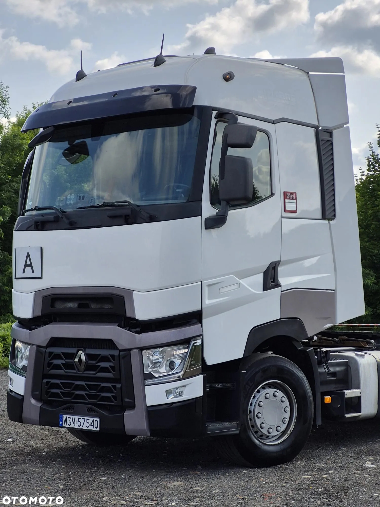 Renault - 2