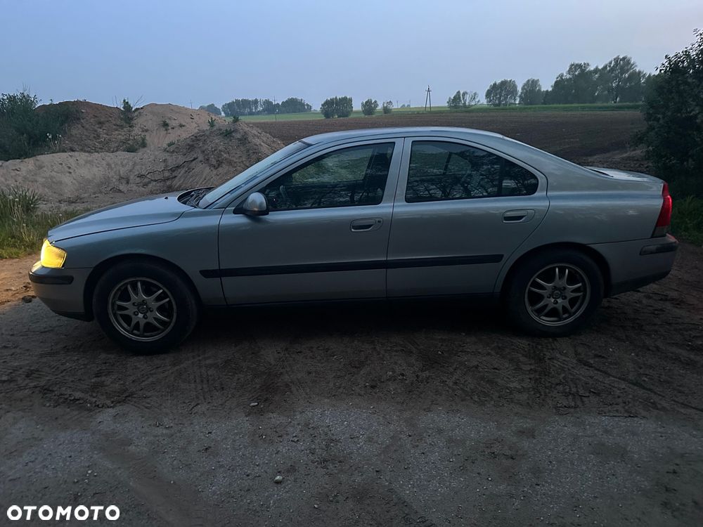 Volvo S60 - 2