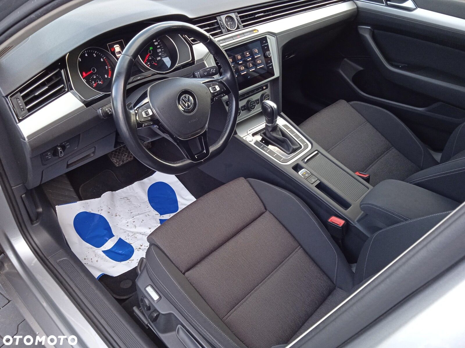 Volkswagen Passat - 10