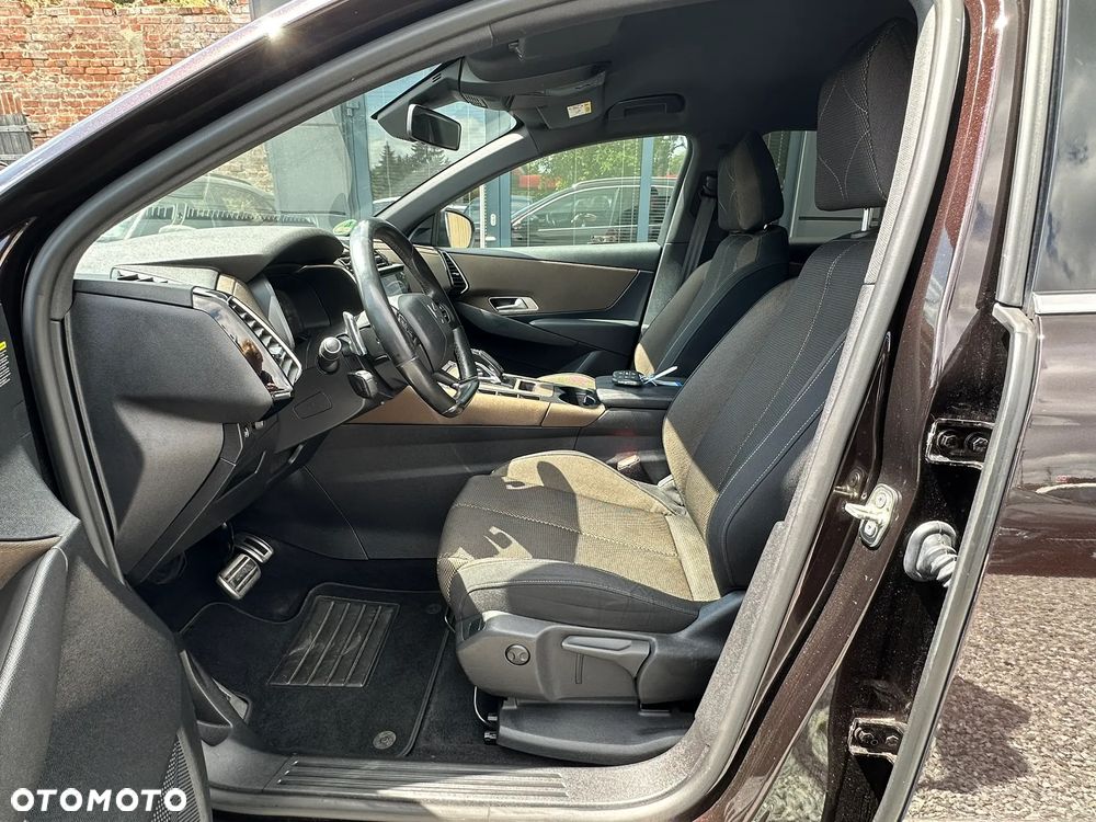 DS Automobiles DS 7 Crossback - 25
