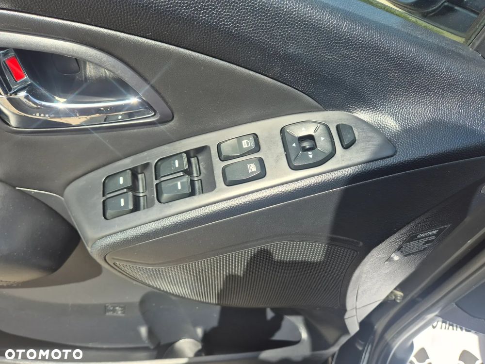 Hyundai ix35 2.0 CRDi 4WD Automatik Trend - 15