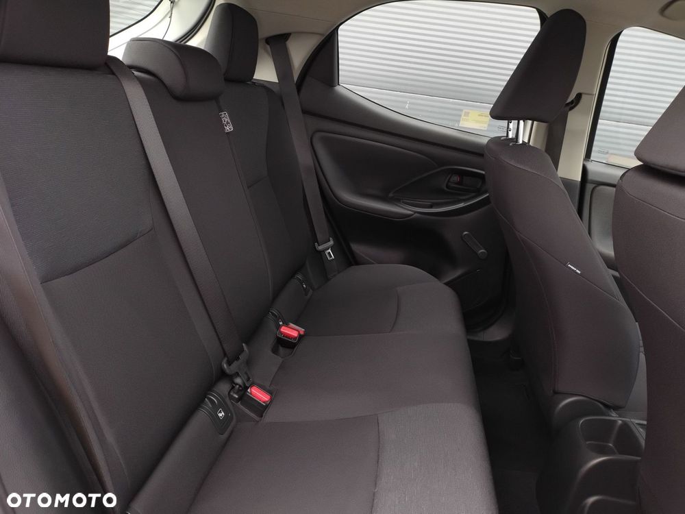 Toyota Yaris 1.0 Active - 18