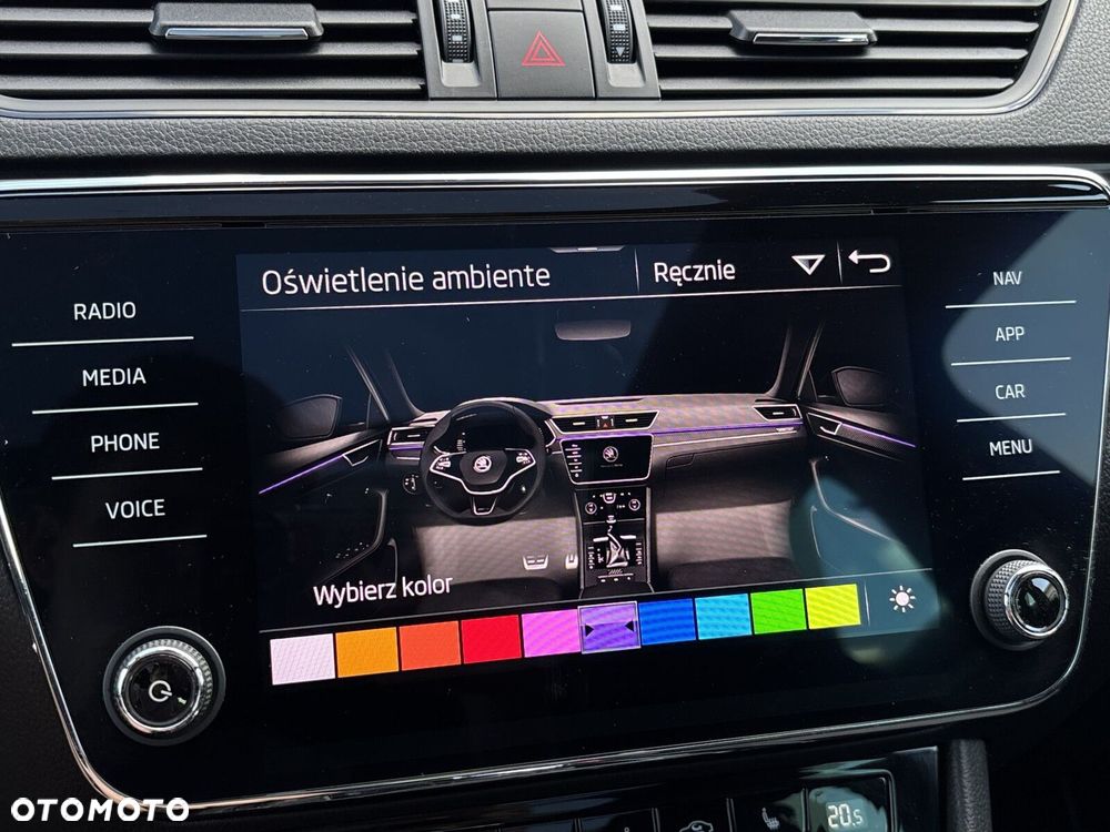 Skoda Superb 2.0 TDI SCR Sportline DSG - 27