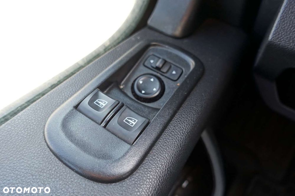 Renault Master 2.3 dCi - 20