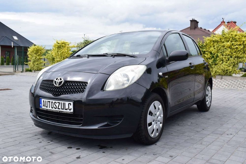 Toyota Yaris - 4
