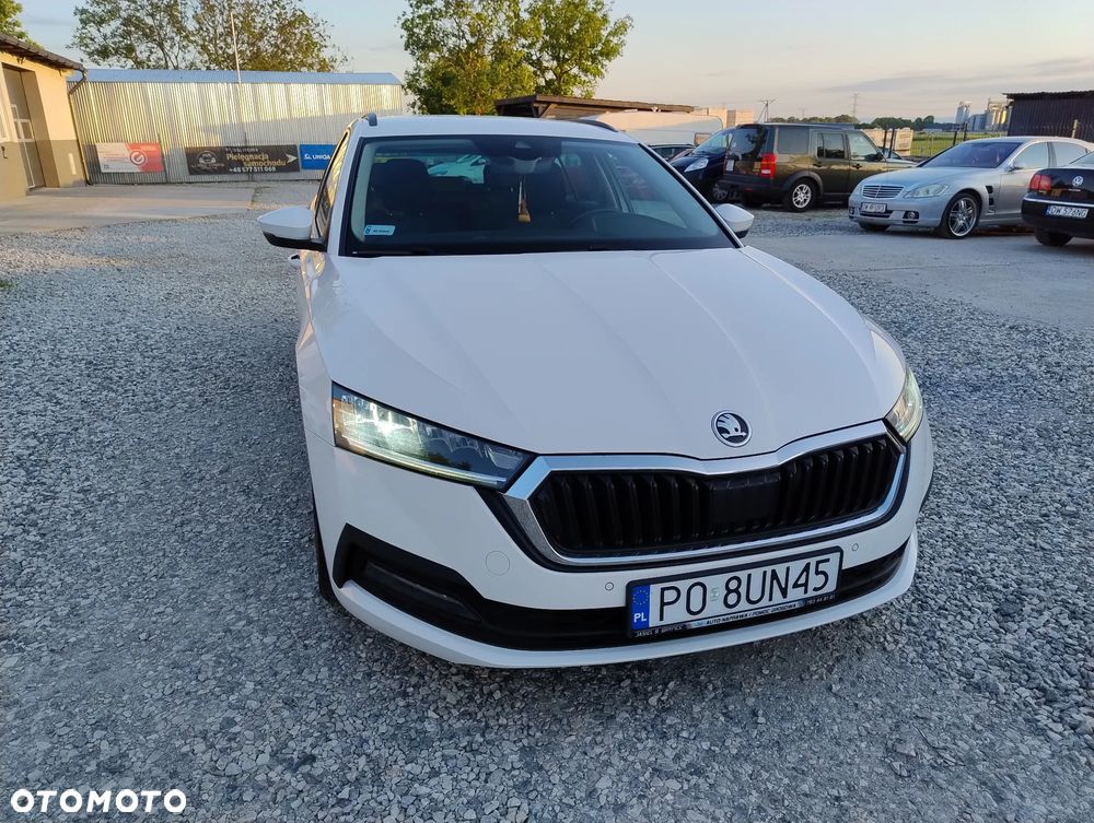 Skoda Octavia 1.5 TSI ACT Business - 9
