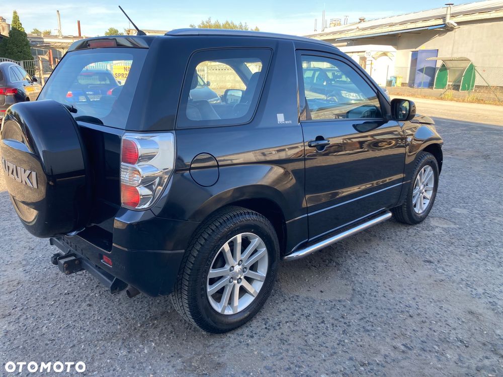 Suzuki Grand Vitara 1.6 Black&White - 9