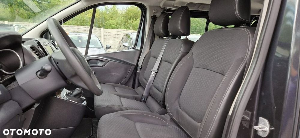 Opel Vivaro - 28