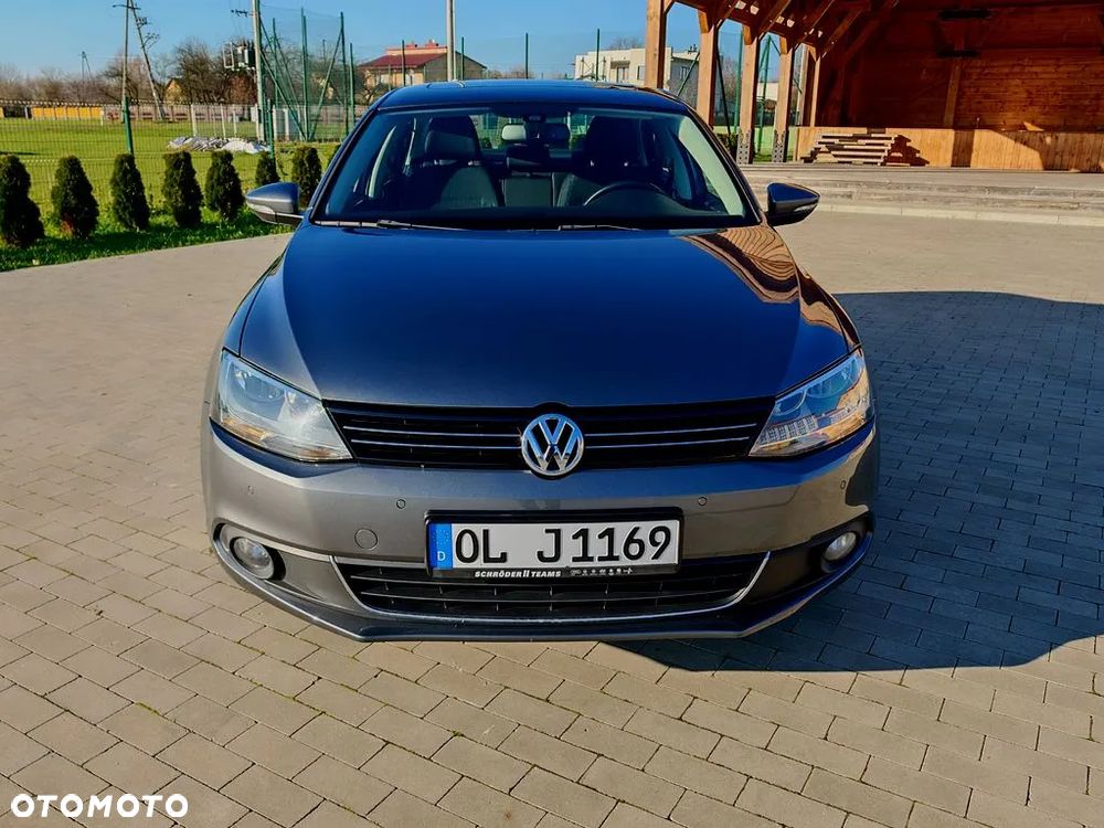 Volkswagen Jetta 1.2 TSI BlueMotion Technology Comfortline - 10