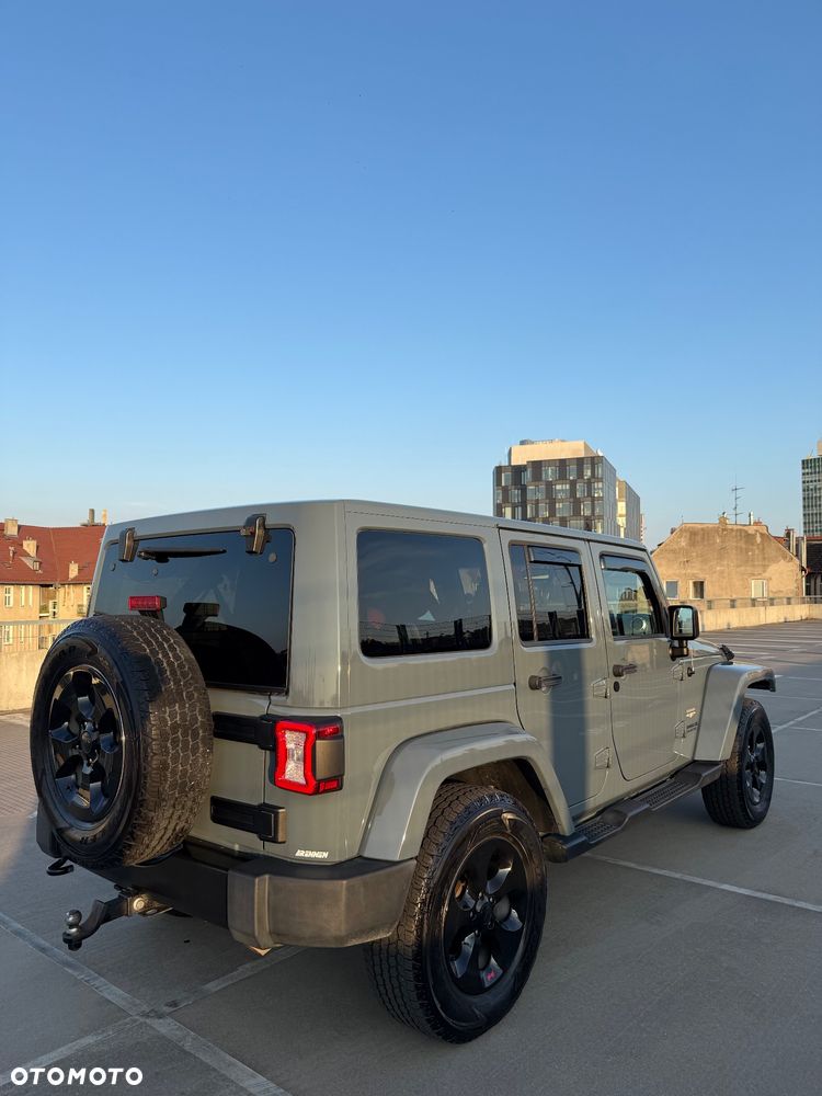 Jeep Wrangler 3.6 Unlim Sahara - 9