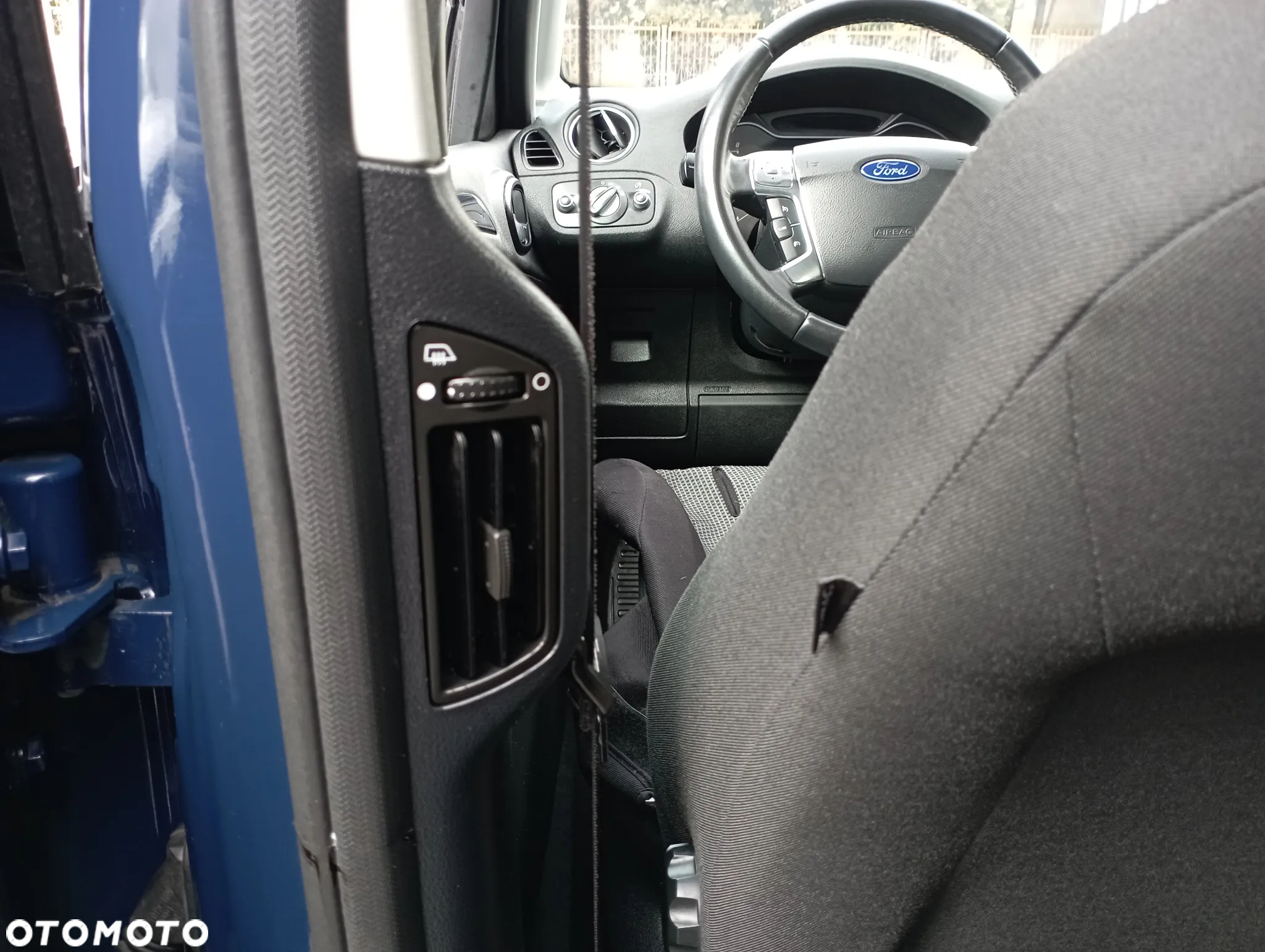 Ford S-Max - 21
