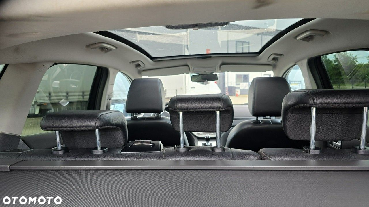 Ford Kuga - 11