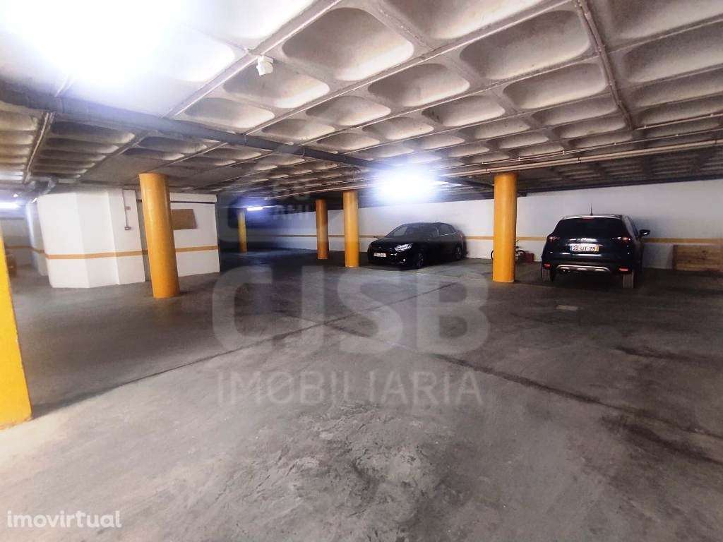 Parqueamento no centro de Benavente - Grande imagem: 5/8