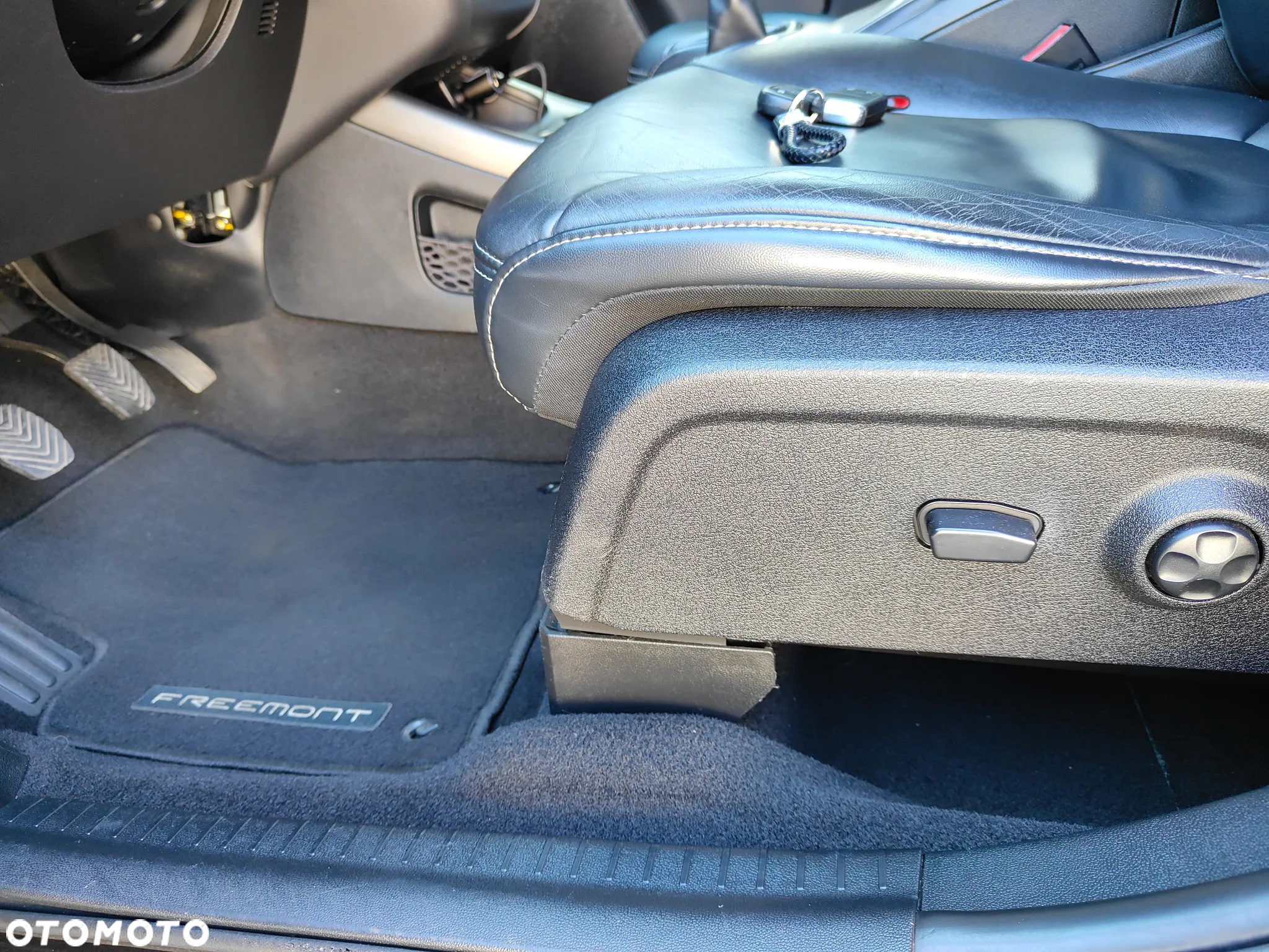 Fiat Freemont 2.0 Multijet Lounge - 34