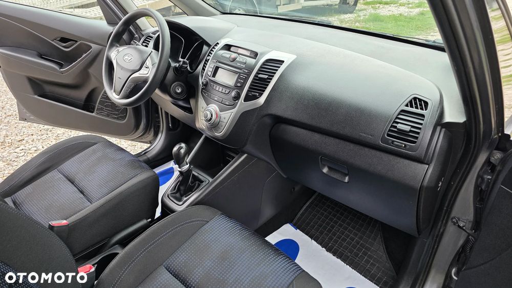 Hyundai ix20 1.4 blue Comfort - 17