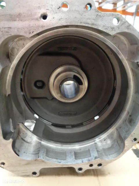 Obudowa skrzyni PowerQuad John Deere 6100 6200 6300 6400 - 4
