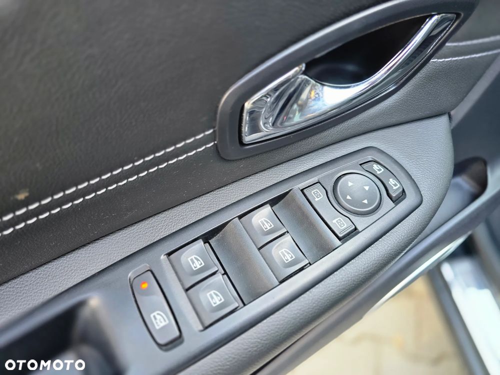 Renault Scenic 2.0 16V 140 CVT Luxe - 27