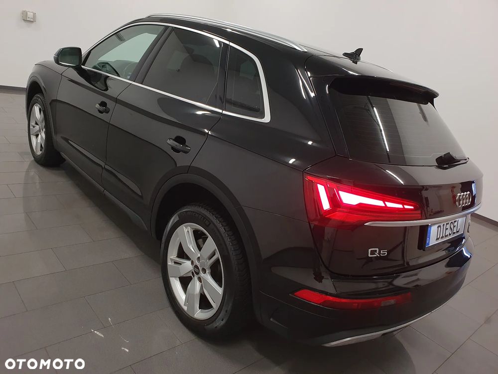 Audi Q5 40 TDI quattro S tronic S line - 32