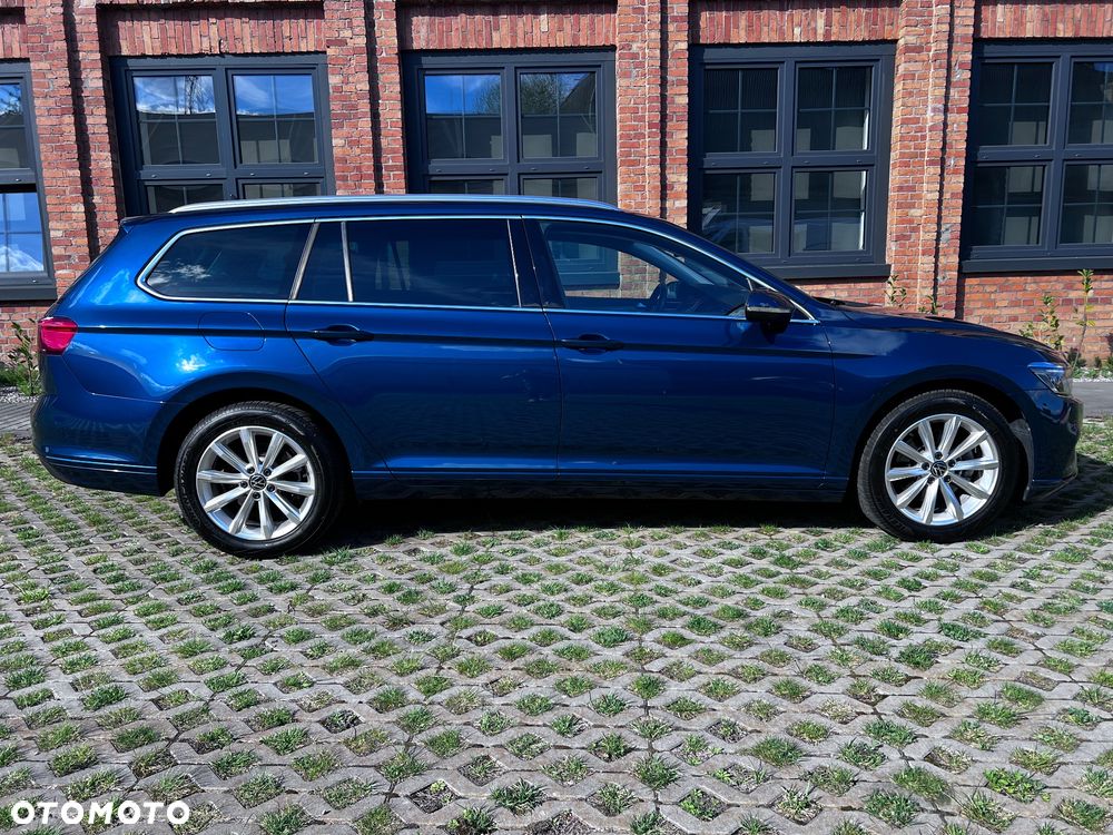 Volkswagen Passat - 12