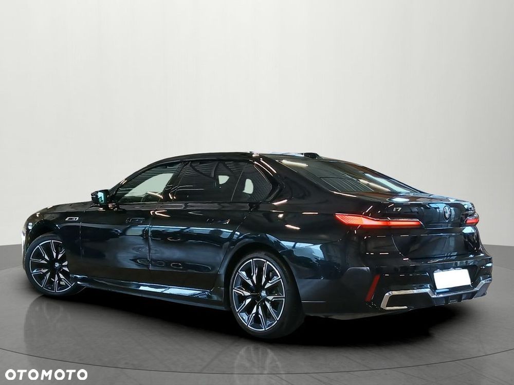 BMW I7 2023 photo 4