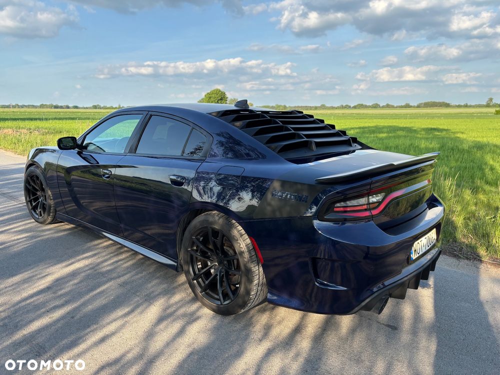 Dodge Charger - 4