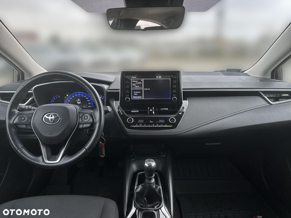 Toyota Corolla - 10