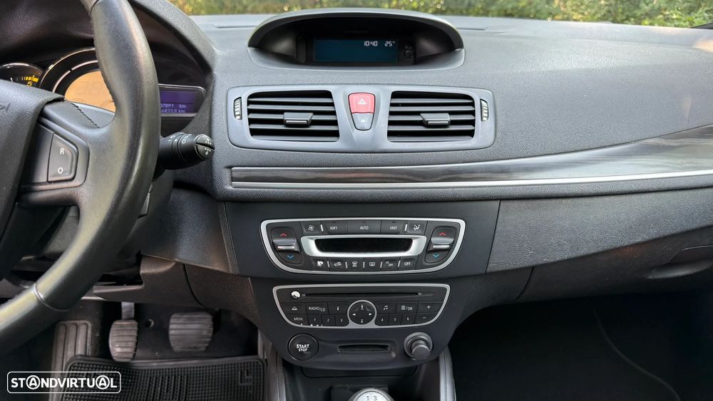 Renault Mégane 1.5 dCi Dynamique - 6