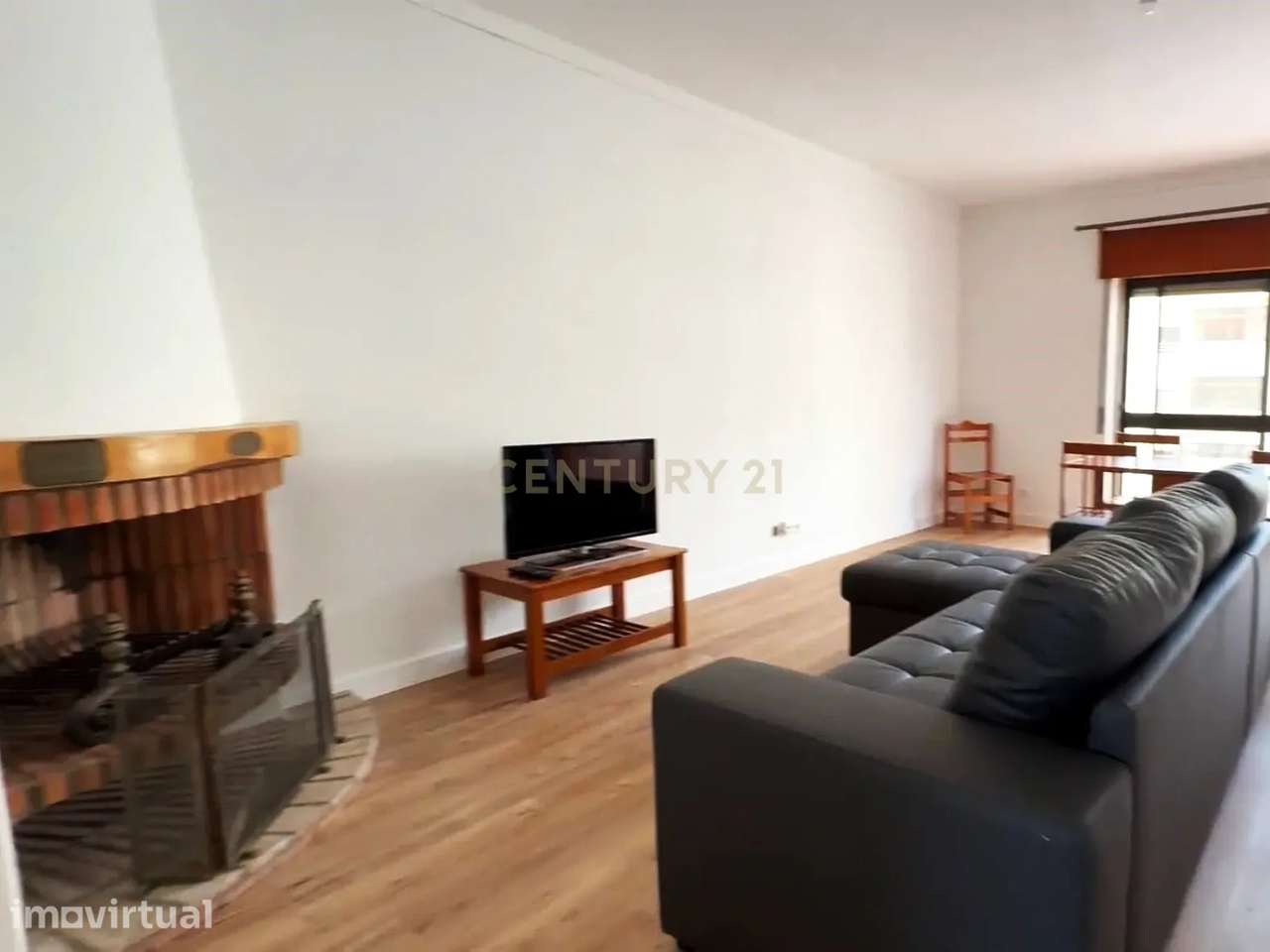 T2 na Bicuda (Cascais) com garagem totalmente remodelado - Grande imagem: 2/30