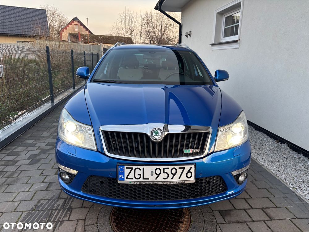 Skoda Octavia 2.0 TDI CR DPF DSG RS - 1