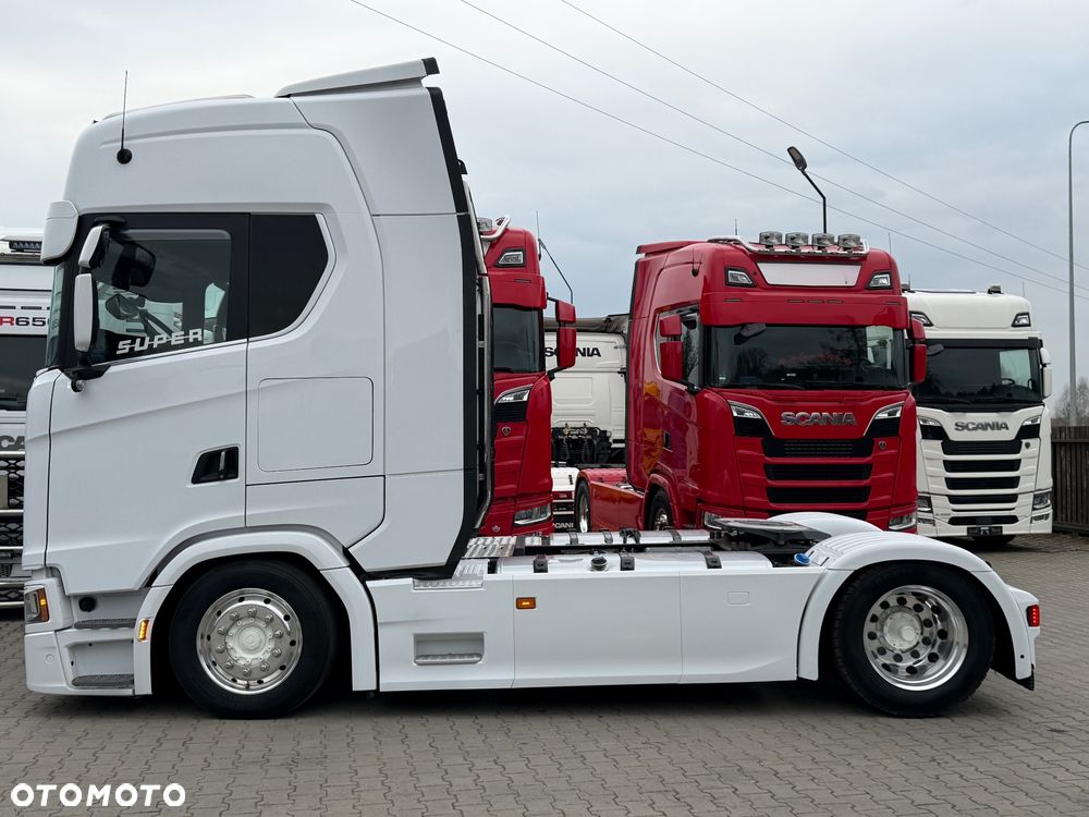 Scania 580S scania z Niemiec v8 mega low deck idealny stan 2021 pełna opcja bez egr - 8