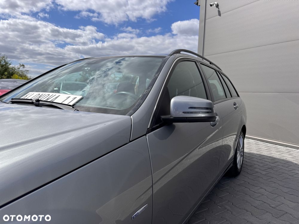 Mercedes-Benz Klasa C 220 CDI DPF Elegance - 4