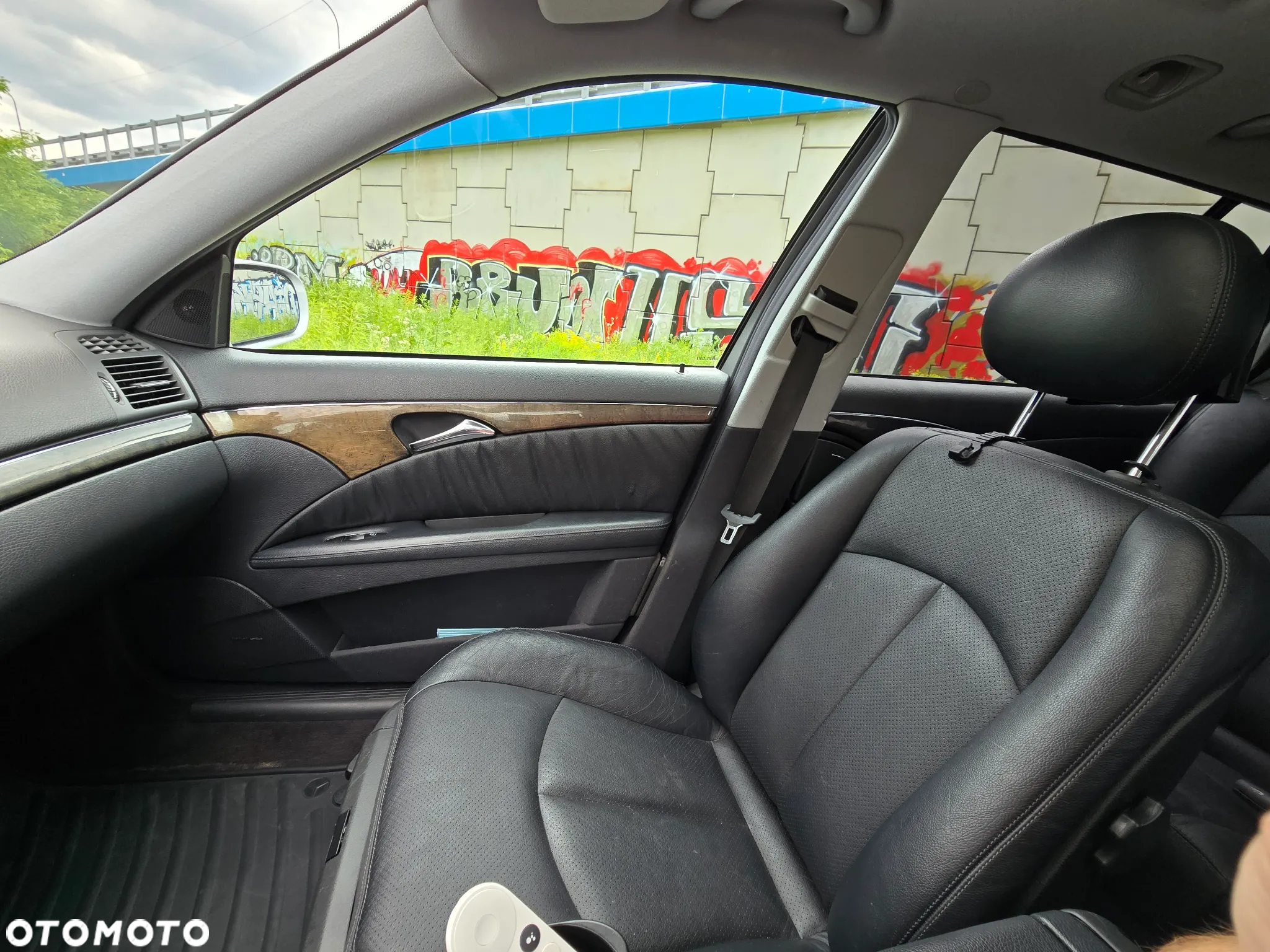 Mercedes-Benz Klasa E 320 T Avantgarde - 13