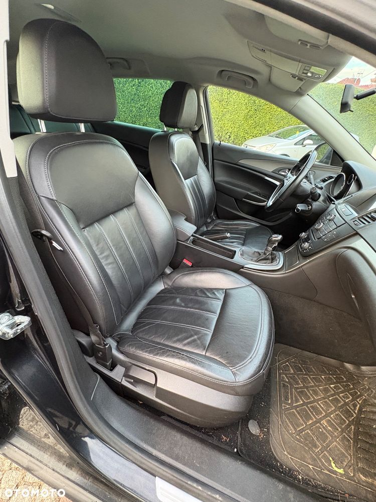 Opel Insignia - 19