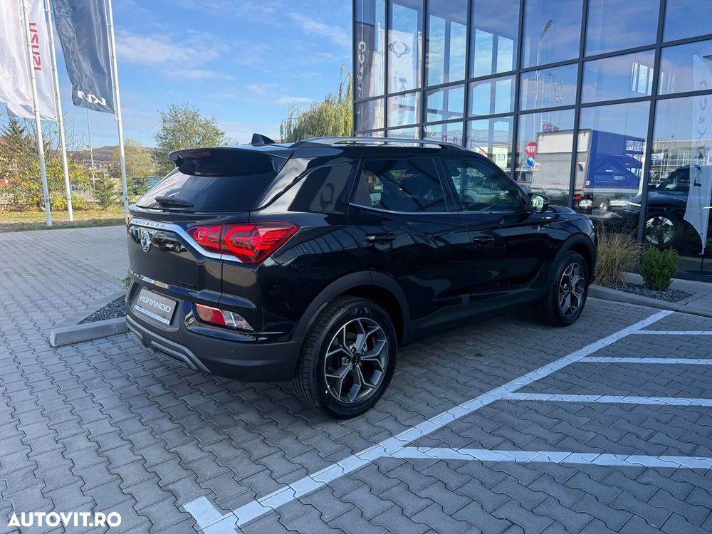 KGM Korando - 12