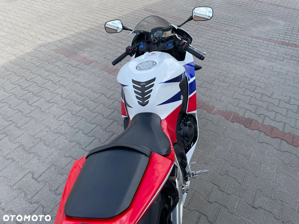 Honda CBR - 16