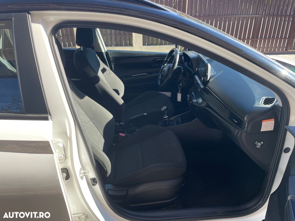 Hyundai Bayon 1.0 T-GDI Intro - 11