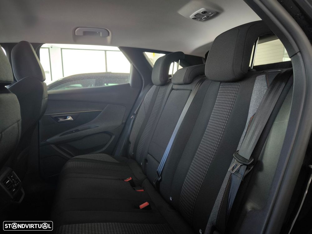 Peugeot 3008 1.5 BlueHDi Active - 12