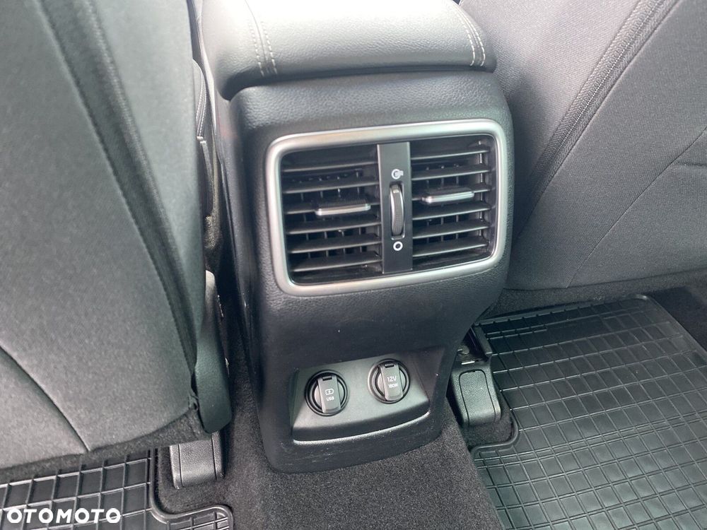 Kia Sportage - 13