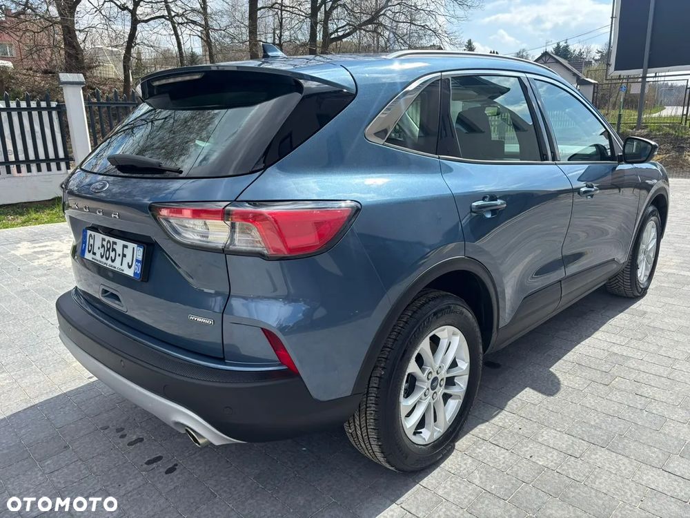 Ford Kuga 2.5 Duratec FHEV 4x4 TITANIUM - 3