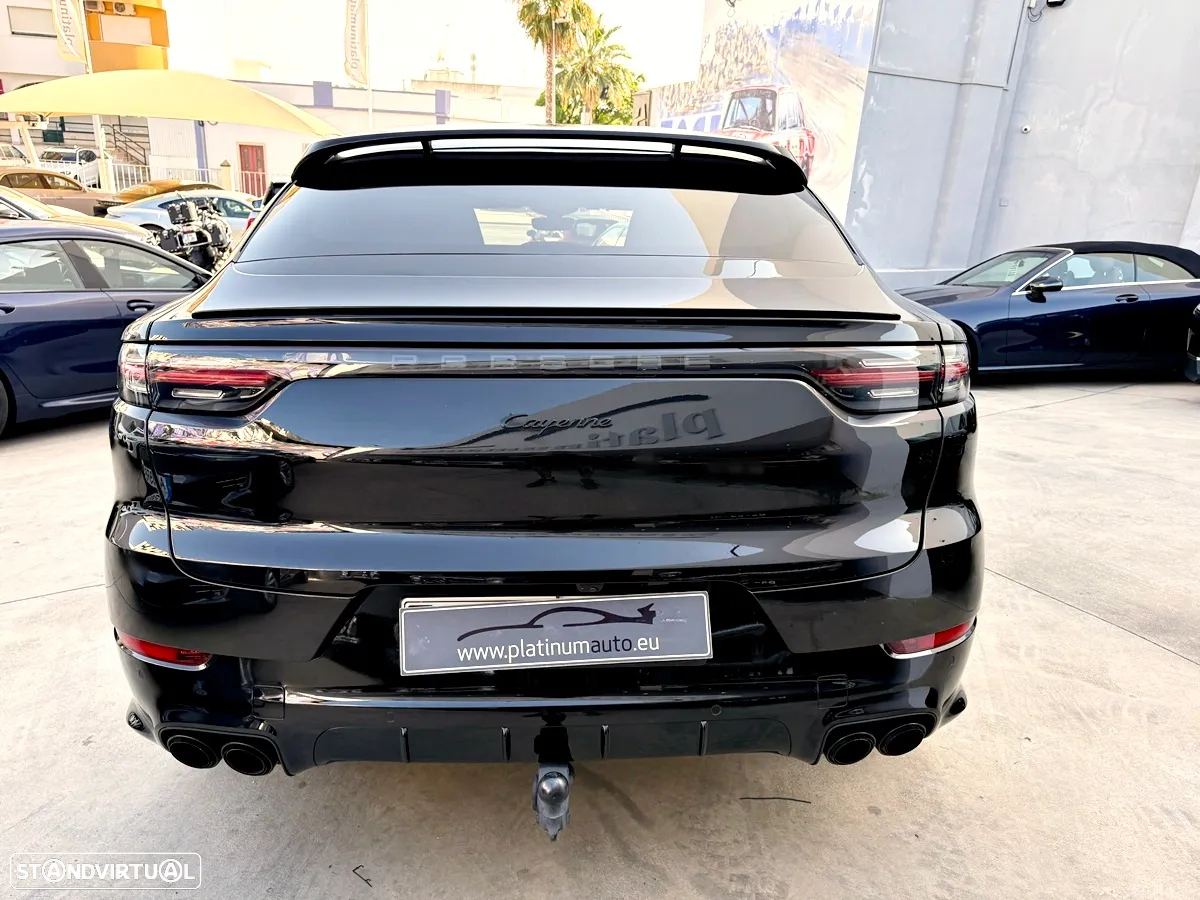 Porsche Cayenne Coupé E-Hybrid - 4