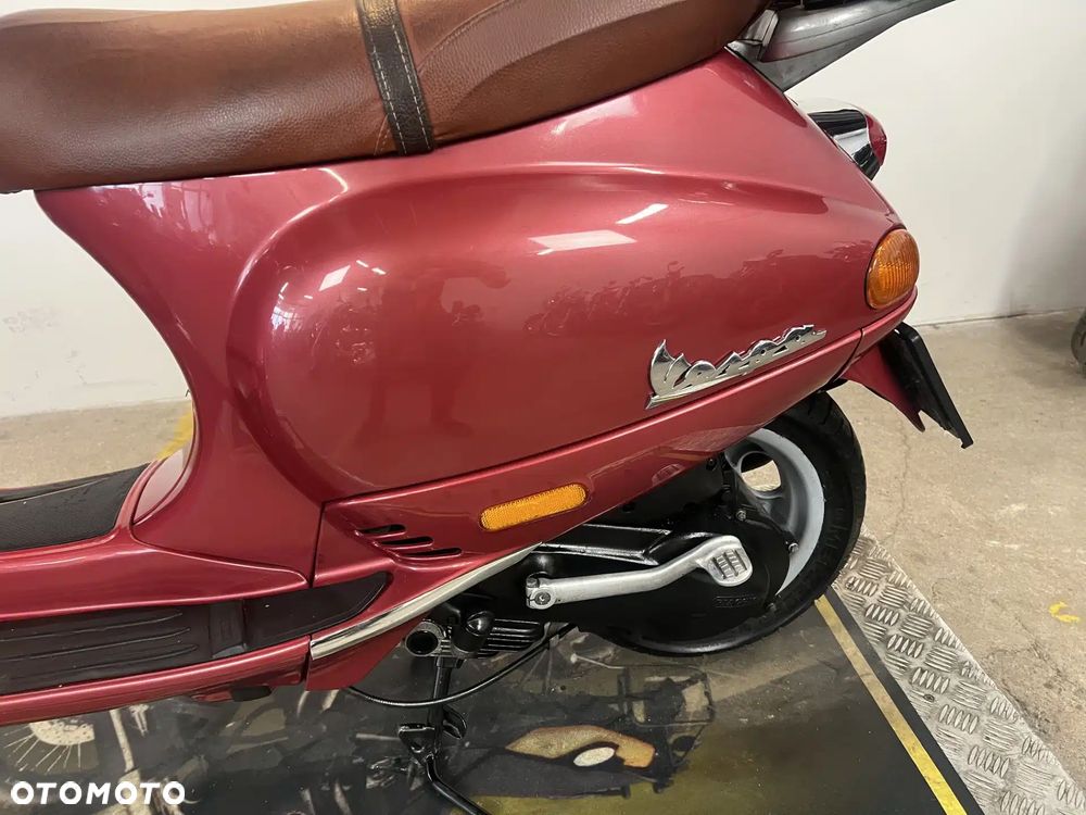 Piaggio Vespa - 27