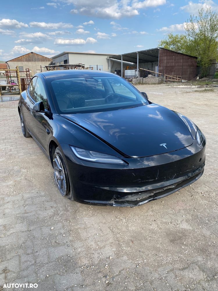 Tesla Model 3 RWD - 2