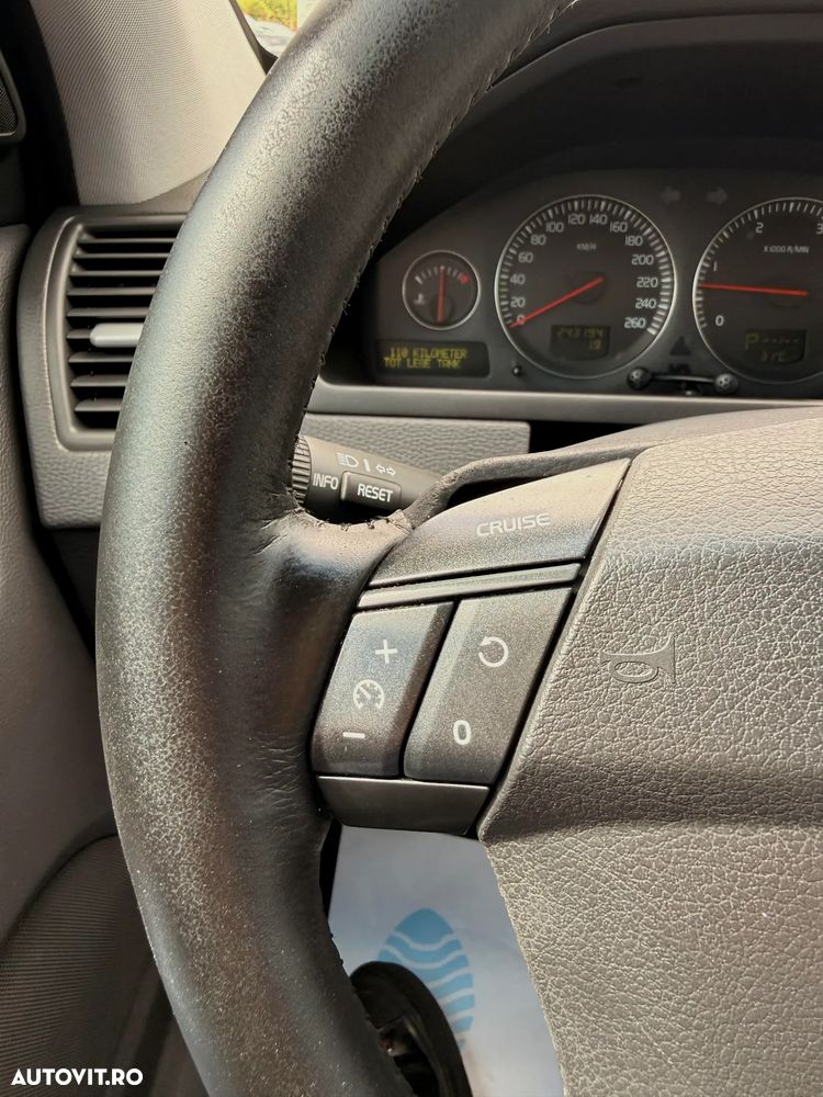 Volvo XC 90 2.4 D Aut. 7 locuri - 24