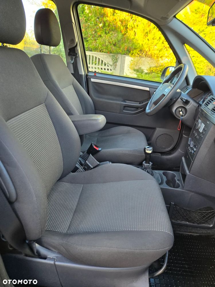 Opel Meriva 1.6 16V Cosmo - 10