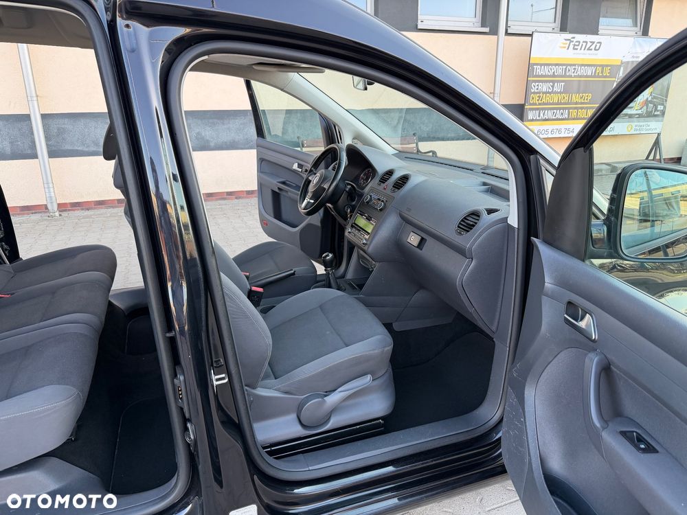 Volkswagen Caddy Maxi Highline - 25