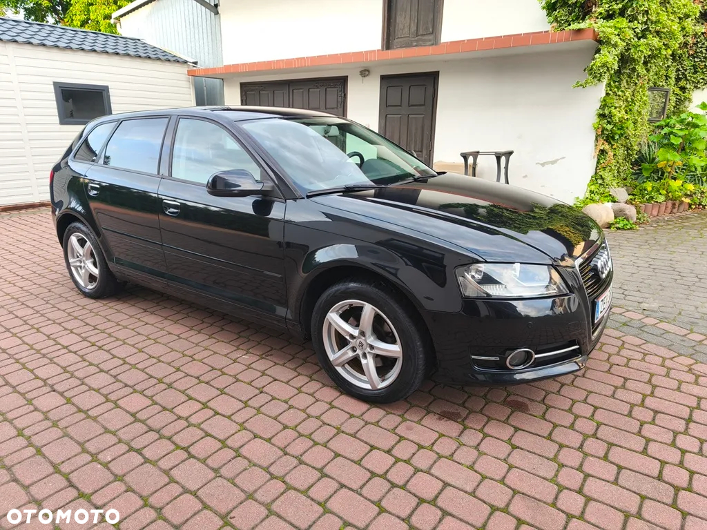 Audi A3 1.6 Sportback Attraction - 6