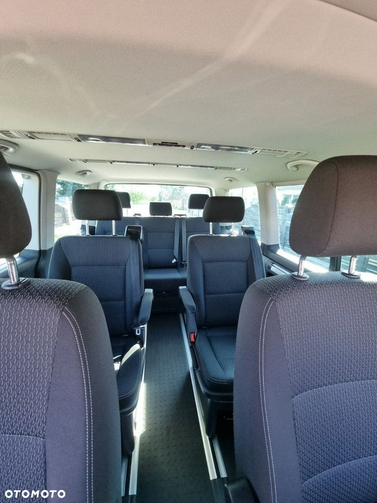 Volkswagen Multivan - 19
