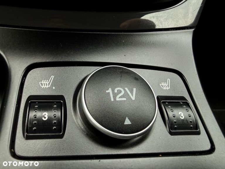 Ford Kuga 2.0 TDCi 4x4 Titanium - 29